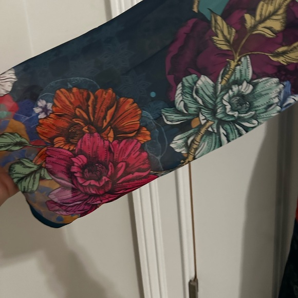 Gorgeous Sheer NWT Soft Surroundings Duster/Kimono - Picture 3 of 7